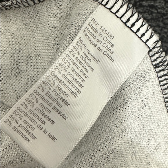 Lili’s Closet by Anthropologie Black and Gray Mid Sleeve Dress - Picture 4 of 4